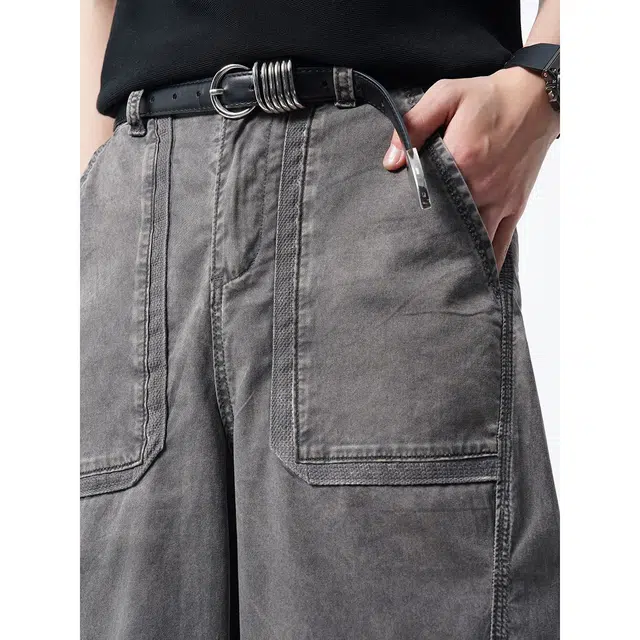 YKK