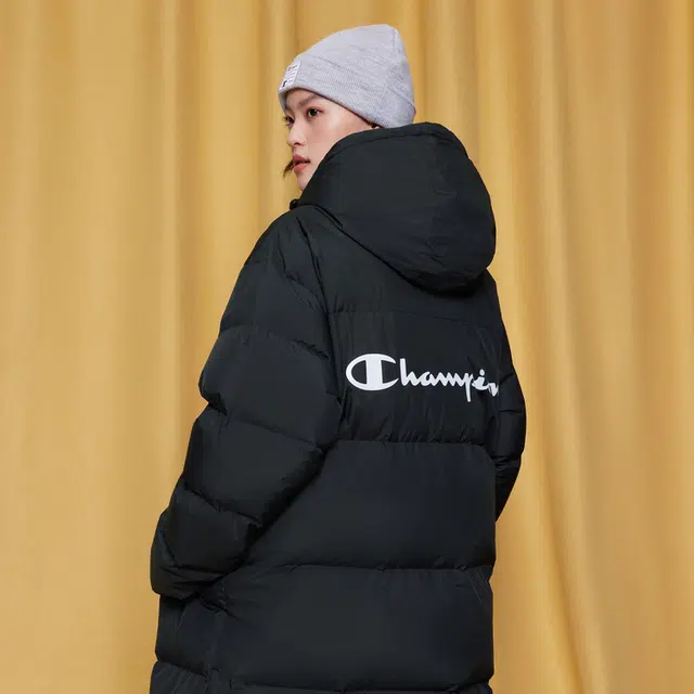 Champion FW22 US Life