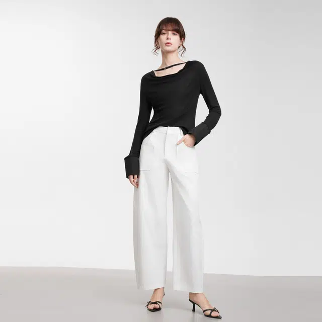ELLE T