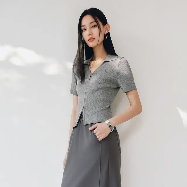 太平鸟 时尚简约休闲百搭短袖针织衫 女款