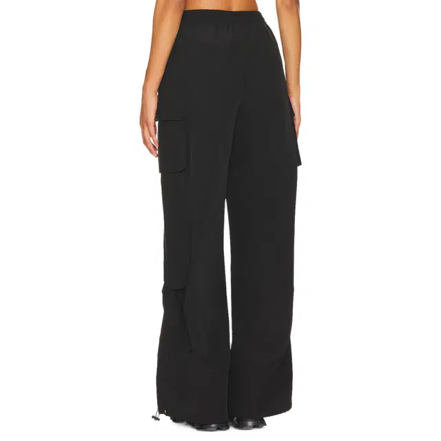 SUPERDOWN Josie Parachute Pant