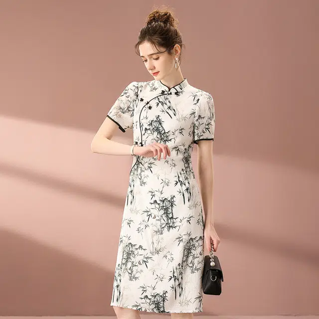 粉红玛琍 春,夏,秋 国风立领修身短袖连衣裙 收腰 女款 绿色