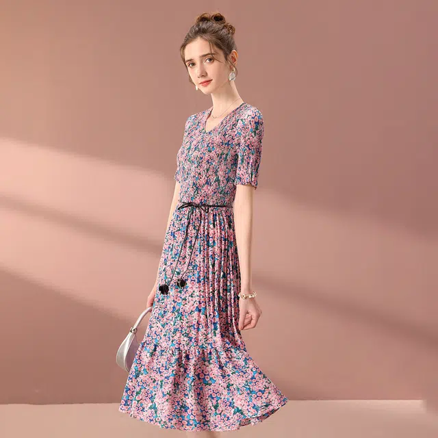 粉红玛琍 春,夏,秋 时尚压皱短袖连衣裙 收腰 女款 粉色