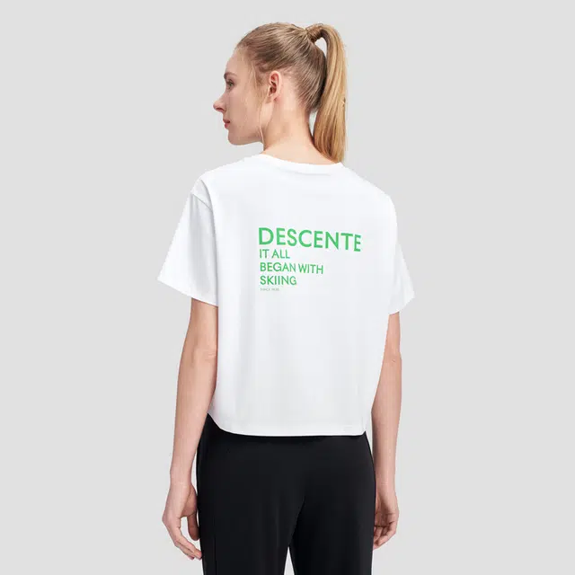 DESCENTE ESSENTIAL TOUGHlogo T
