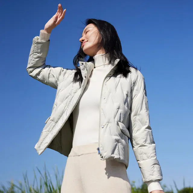 波司登 轻暖系列 立领纯色保暖长袖羽绒服 女款