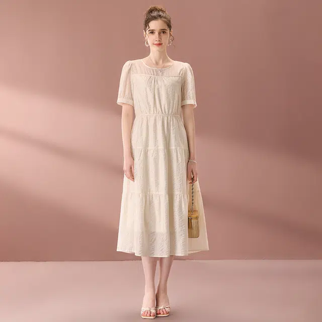 粉红玛琍 春,夏,秋 纯色简约通勤短袖连衣裙 收腰 女款 米白