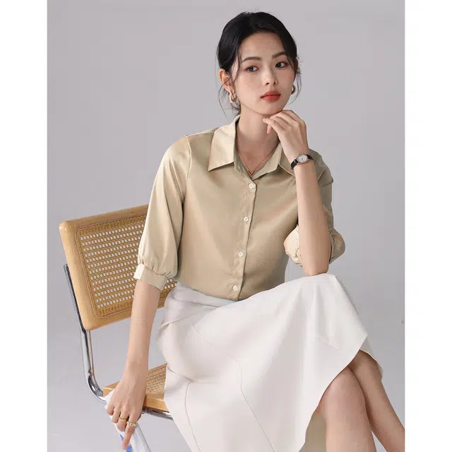 爱依莲 夏 翻领气质宽松短袖衬衫 常规 女款