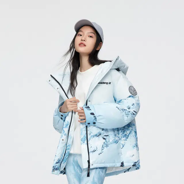 波司登 时尚运动系列 雪山印花短款抽象图案连帽宽松中长款羽绒服 女款