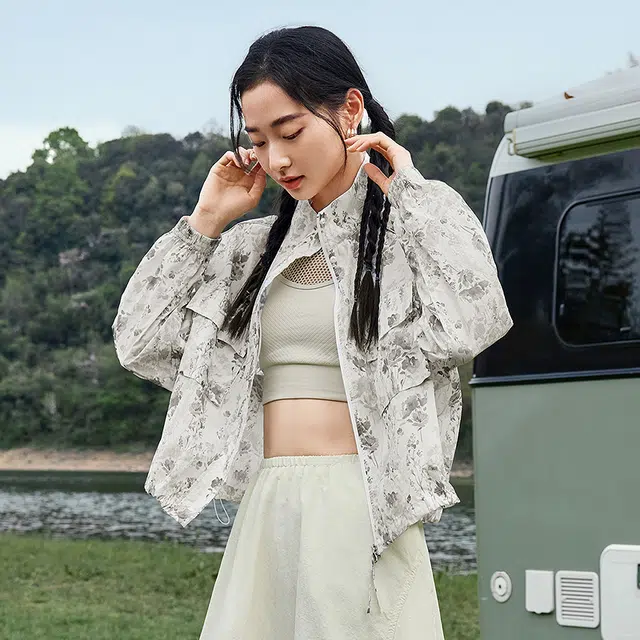 玖姿安娜蔻 舒适时尚休闲百搭防晒服 女款