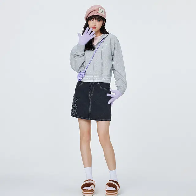 美特斯邦威 字母提花落肩宽松连帽拉链卫衣 女款