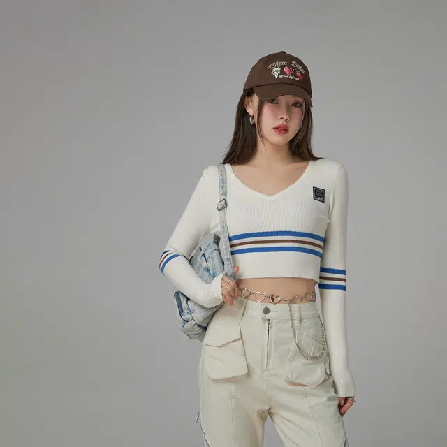 CHUU V