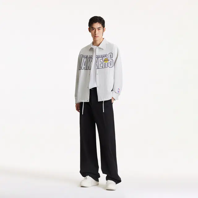 JACK JONES JACKJONES x NBA Logo