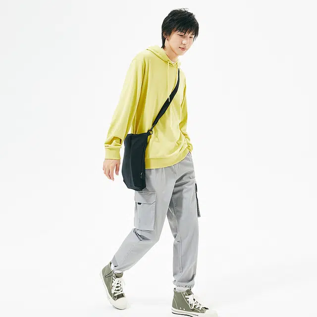 美特斯邦威 美式纯色简约宽松舒适基础百搭连帽卫衣 男女同款