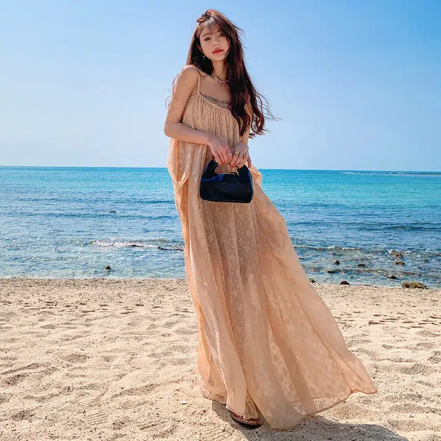 水中花 提花法式海边度假风宽松露背大摆沙滩裙吊带连衣裙 女款