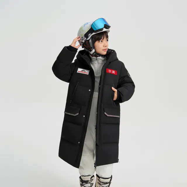 波司登 舒适厚款长款保暖防风长袖羽绒服 中小童