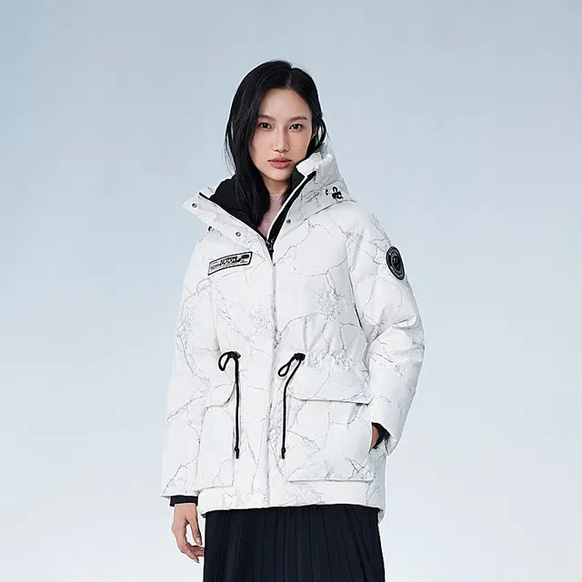 x White Mountaineering 90