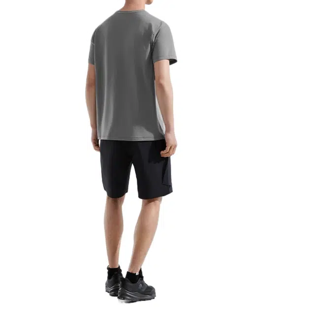 THE NORTH FACE SS25 T