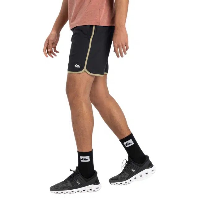 Quiksilver Omni Scallop 17