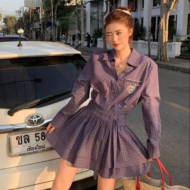 COMMA GIRL polo