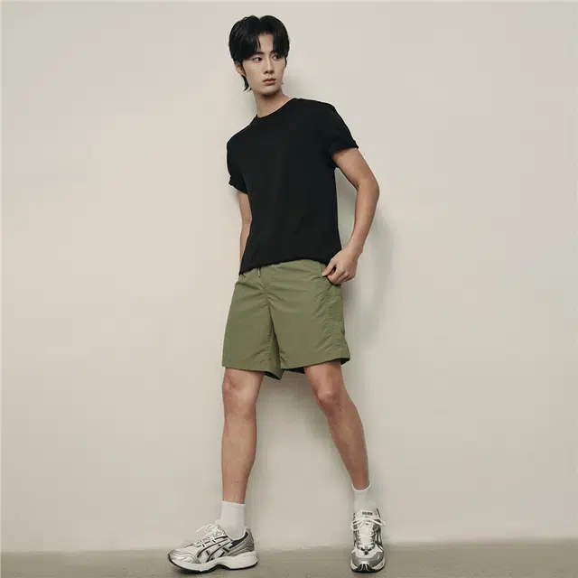 佐丹奴 韩系抽绳松紧腰梭织休闲短裤 男款