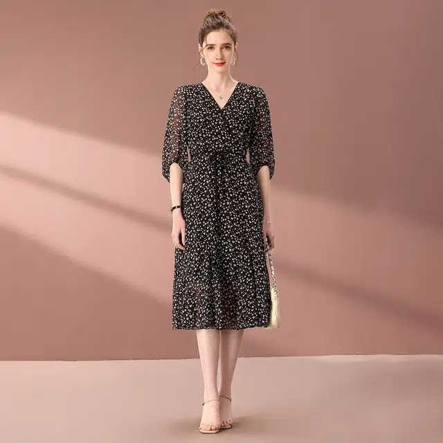 粉红玛琍 春,夏,秋 法式小碎花短袖连衣裙 收腰 女款 黑花