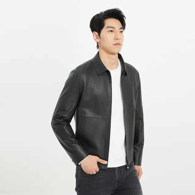 利郎 商务休闲纯色翻领质感简约短款修身秋季皮衣 男款