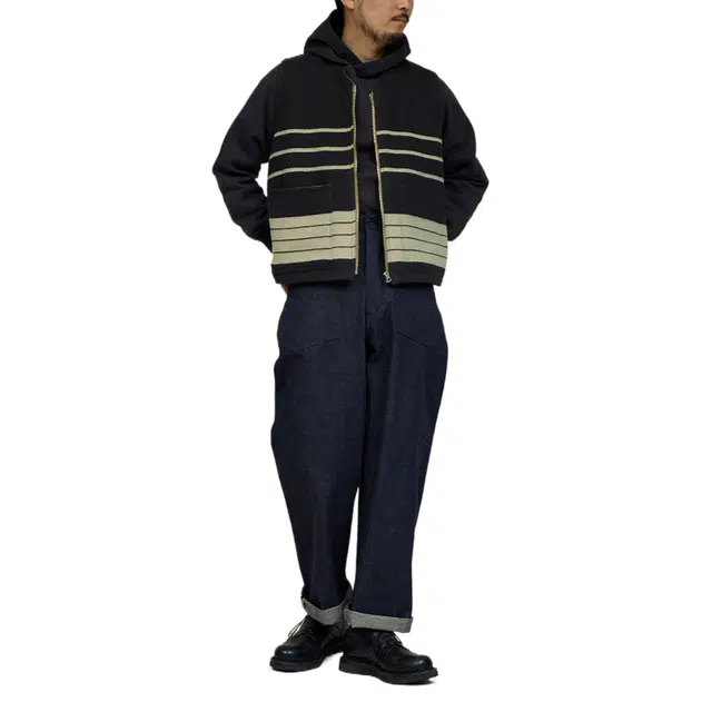 NIGEL CABOURN MOUNTAINEER BLANKET VEST