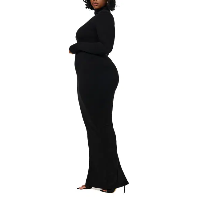 NAKED WARDROBE Maxi Skirt CURVE NW