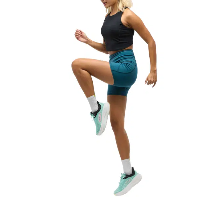 HOKA ONE ONE