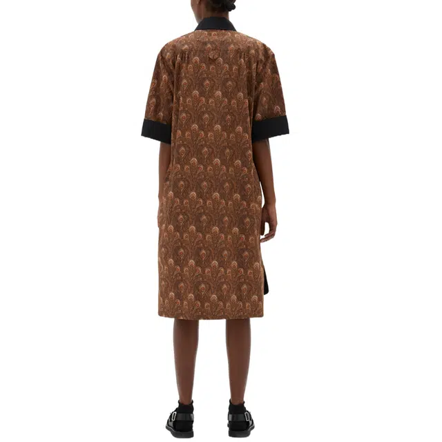MARGARETHOWELL