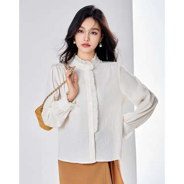 爱依莲 百搭气质立领木耳边小众设计感长袖设计感上衣衬衫 女款 米白色