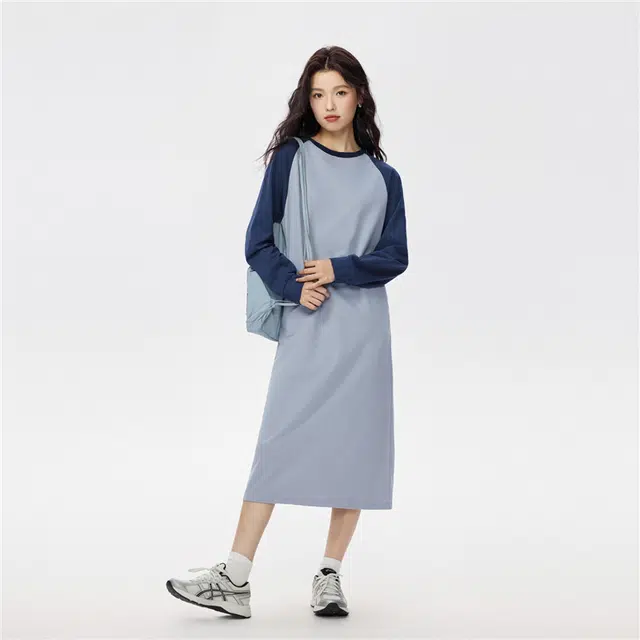 佐丹奴 纯棉撞色圆领插肩袖卫衣长袖连衣裙 女款