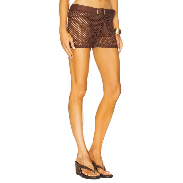 SUPERDOWN Tullia Short