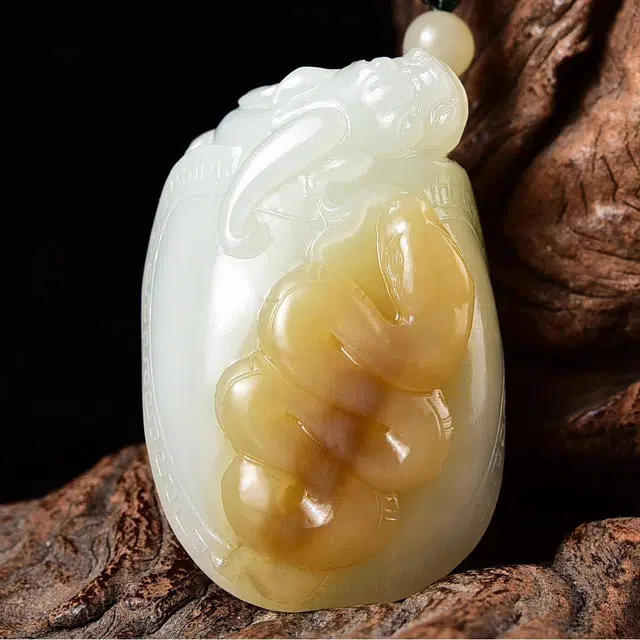 灵运宝 转运招财羊脂玉俏糖色缠身玄武糖色入手即油一物一图 和田玉吊坠 糖玉 男女同款情侣款