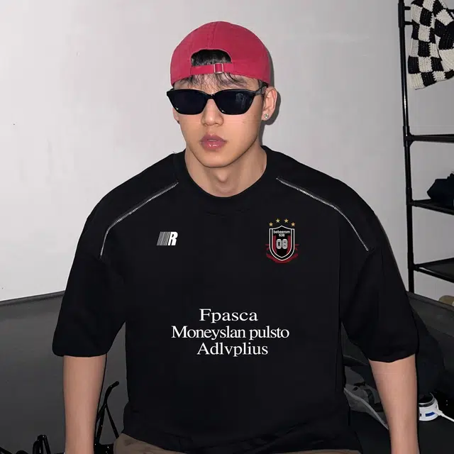 HIPHOPPUNKS T