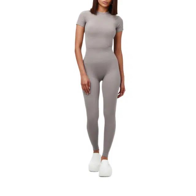 NAKED WARDROBE Fluid Sculpt T