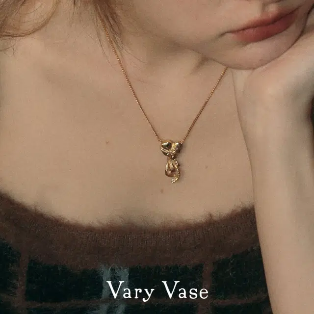 VARYVASE 18K
