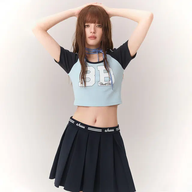 CHUU T