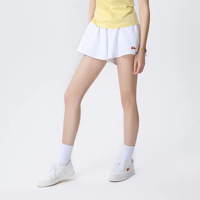ellesse