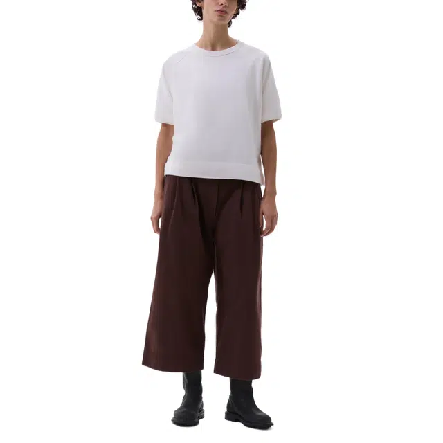 MARGARETHOWELL T