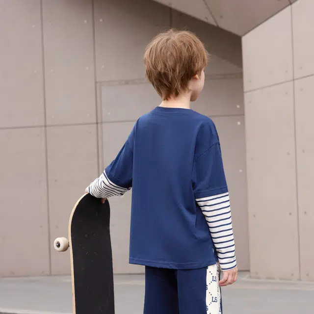 levis T