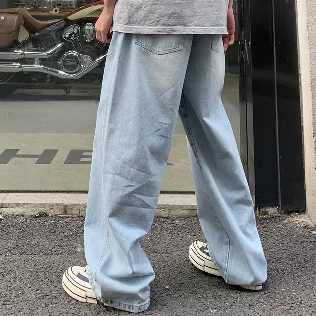童先森 潮牌美式复古弯刀阔腿休闲牛仔裤 男款