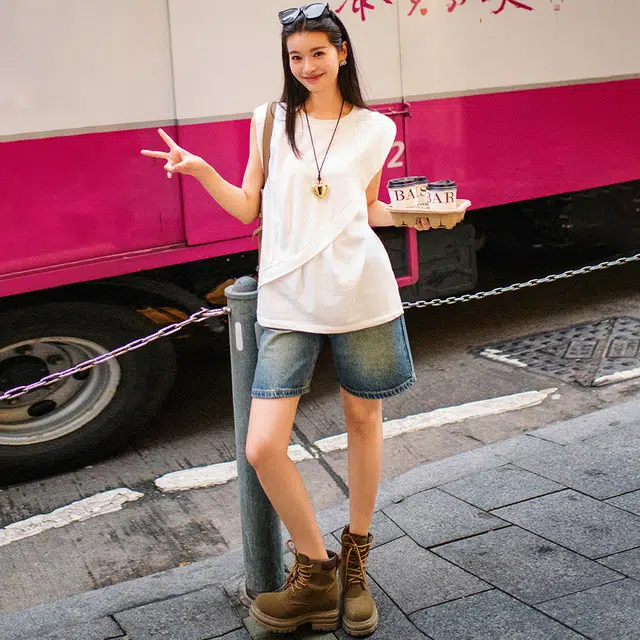 美洋 前后交叉分割设计圆领休闲无袖背心 女款 白色