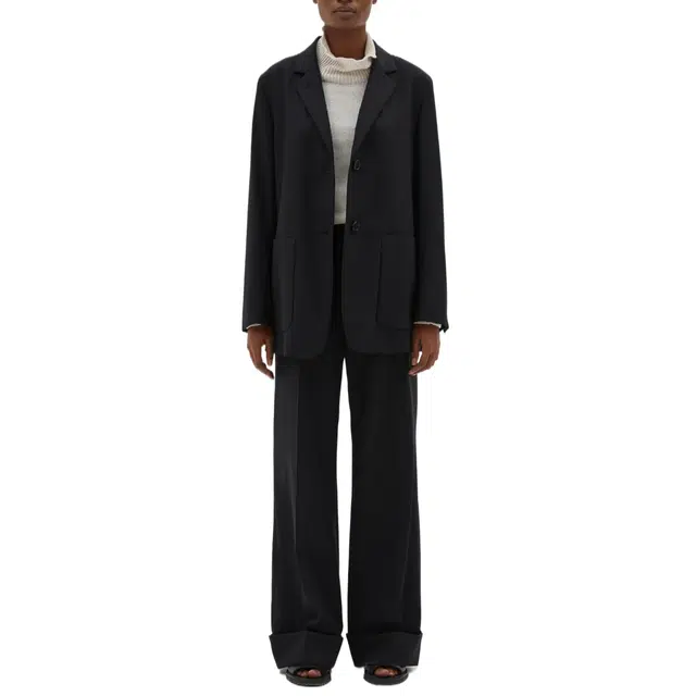 MARGARETHOWELL