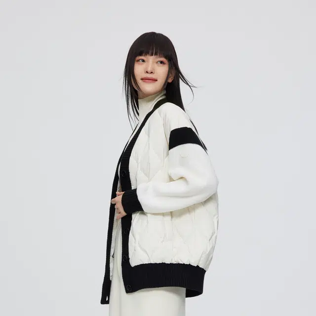波司登 轻薄撞色无领针织拼接羽绒服 女款 糙米白