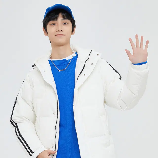 美特斯邦威 条纹连帽宽松拉链长袖羽绒服 男款