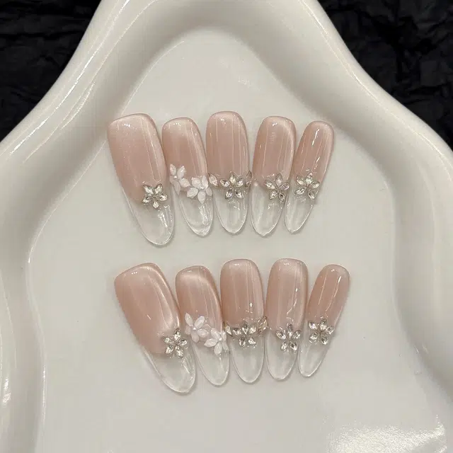 凡泽 花棱梦境冰透猫眼锆石拼钻冰花  穿戴甲 椭圆粉色渐变 纯欲