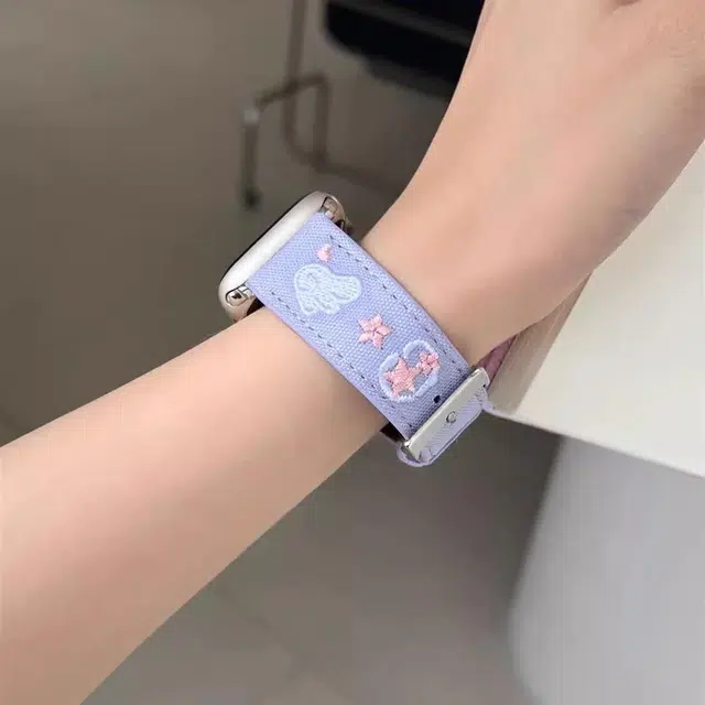 老佳 苹果适用 手表表带 皮质材质 刺绣翅膀皮质表带男女同款