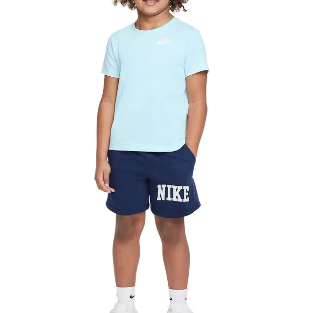 Nike SportswearT