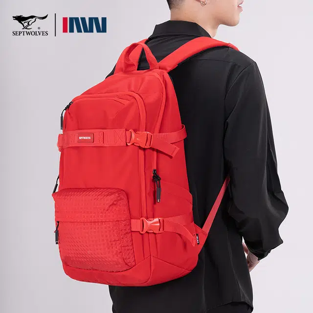 SEPTWOLVES SEPTWOLVES